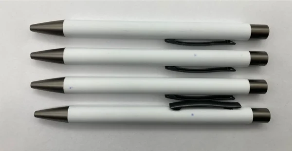 1212852-99_05 CAGERI SOFT SHINE Metal ballpoint pen II.quality, there are small dots in some areas on the white surface of the pen.